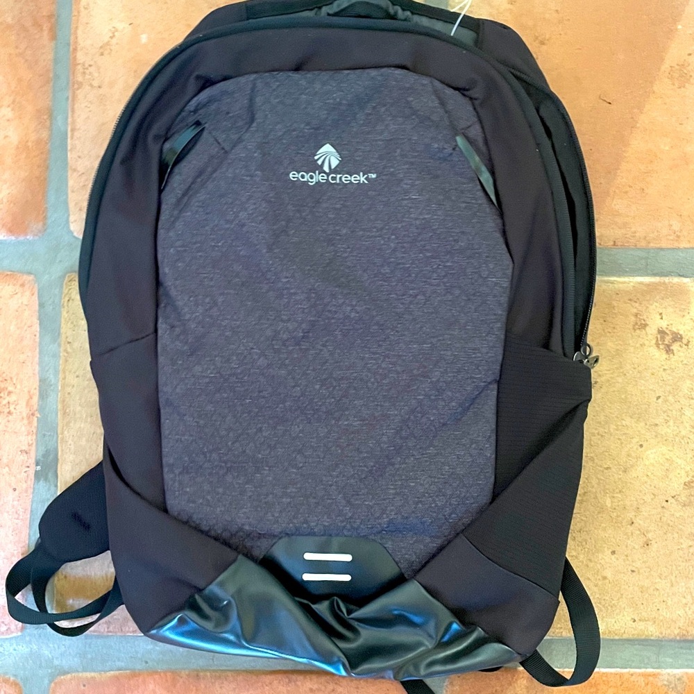 Eagle Creek 20L Backpack NEW
